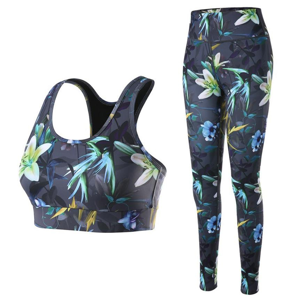 Stylish & Comfortable Women’s Yoga Set